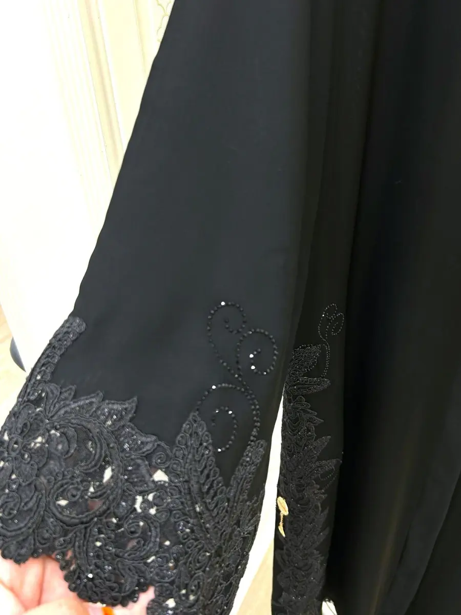 Dandelion Black