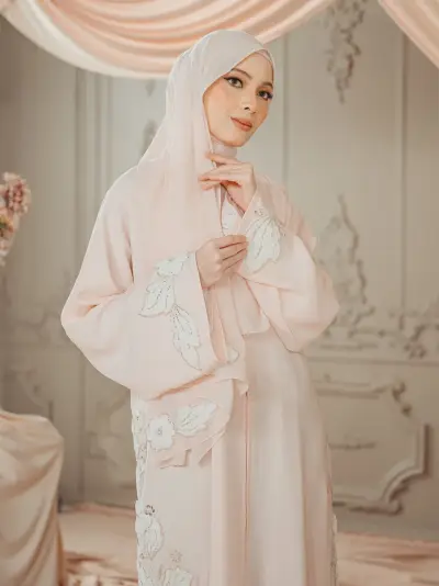 Ready Stocks Opalite Soft Pink