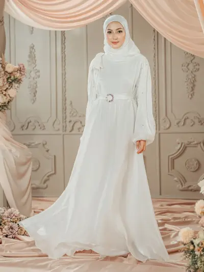Maya Bow White