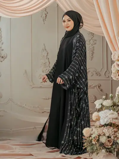 Maya Diamond Black