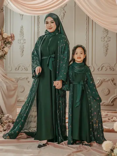 Stargaze Princess Emerald Green