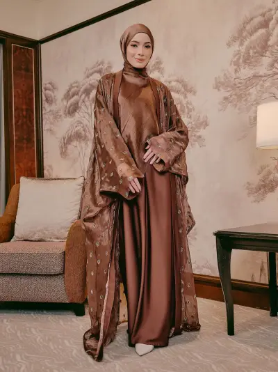 Raindrop Rich Brown