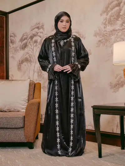 Fayra Maya Black