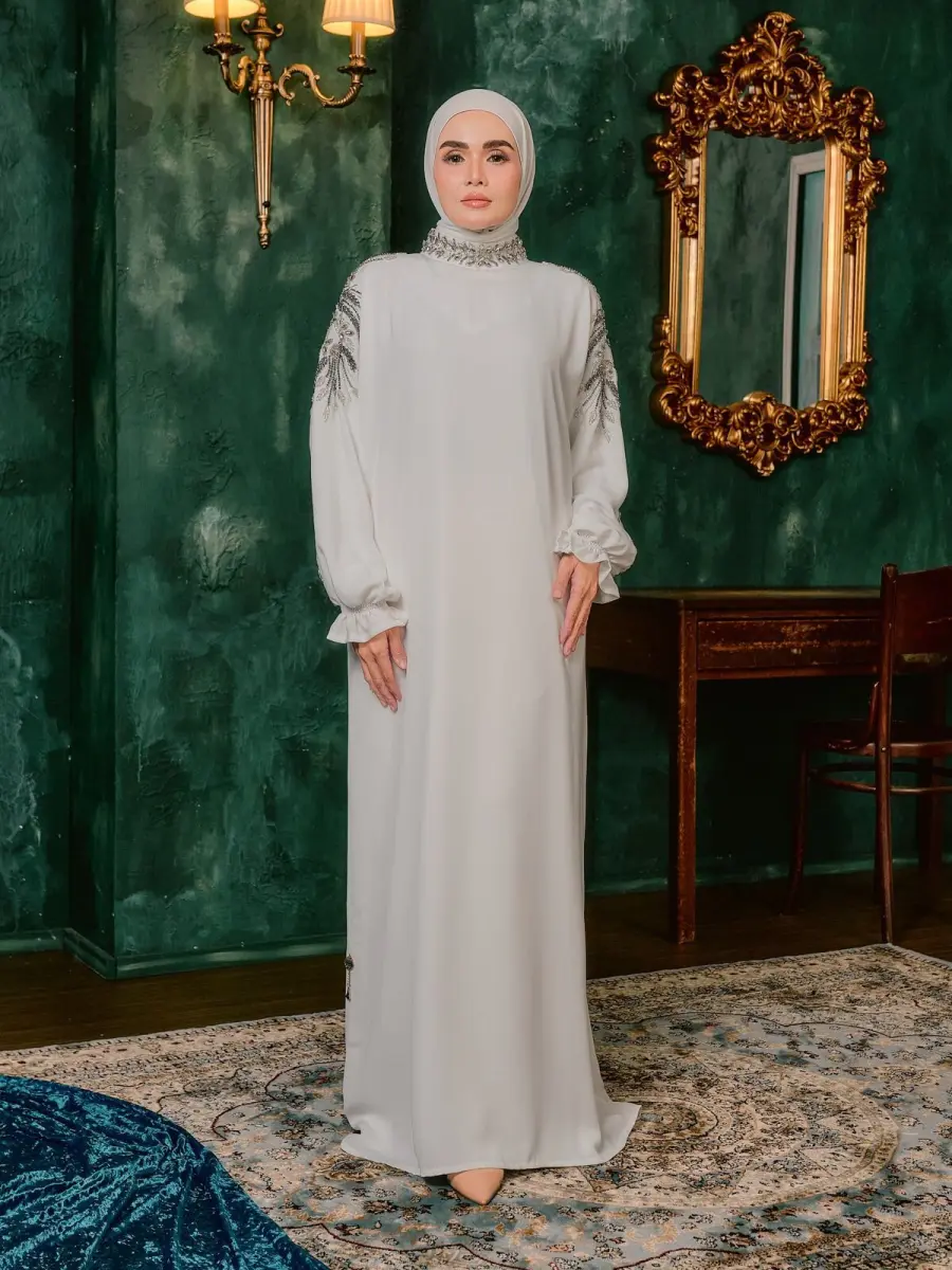 Qasha White
