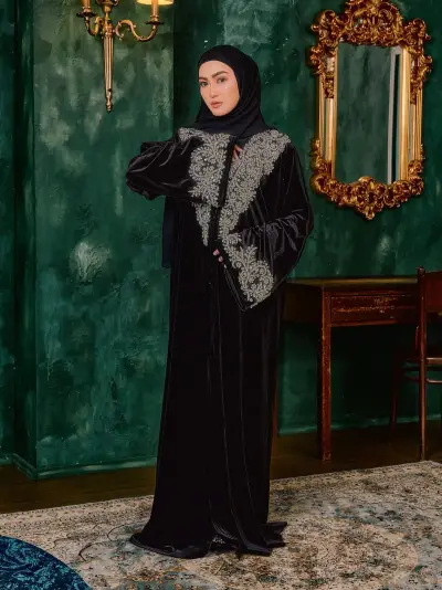 Kayra Velvet Black