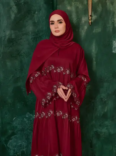 Dolle Maroon