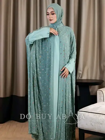 Ariel Abaya Cape