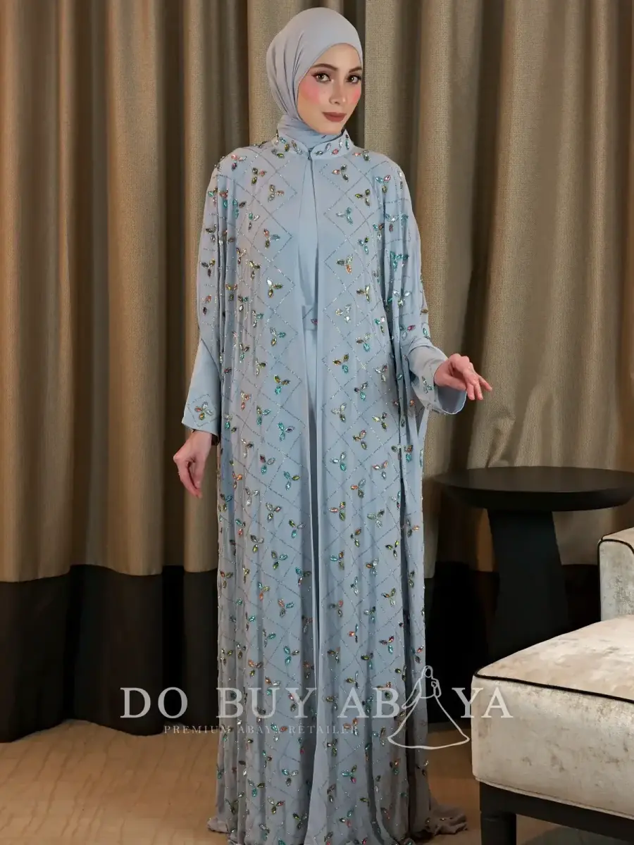 Triell Cape Chiffon