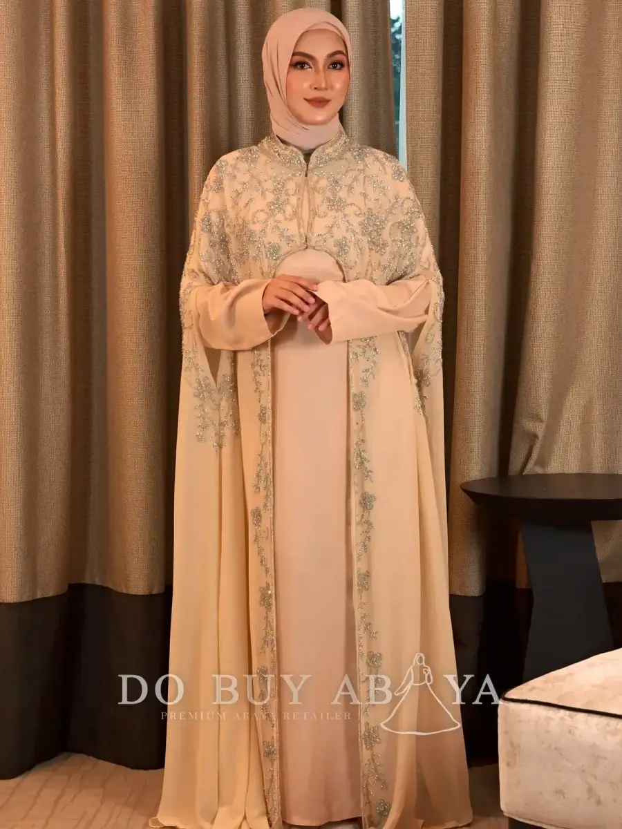 Melis Curve Abaya
