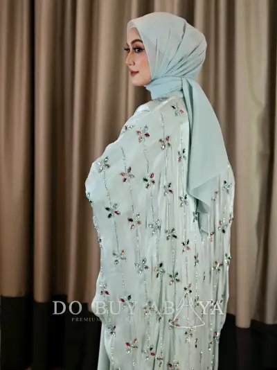 Mavira Abaya Farasha
