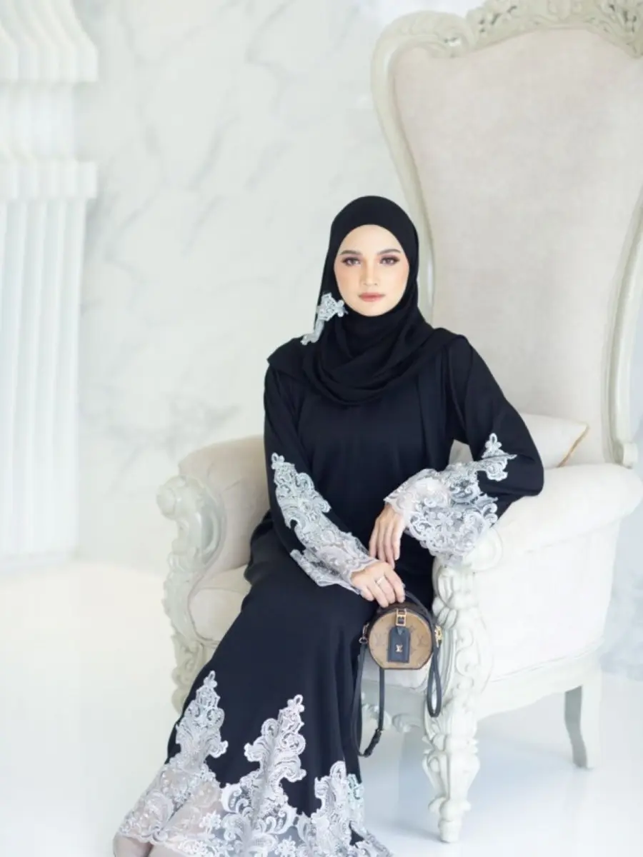 Angeline Black Silver Lace