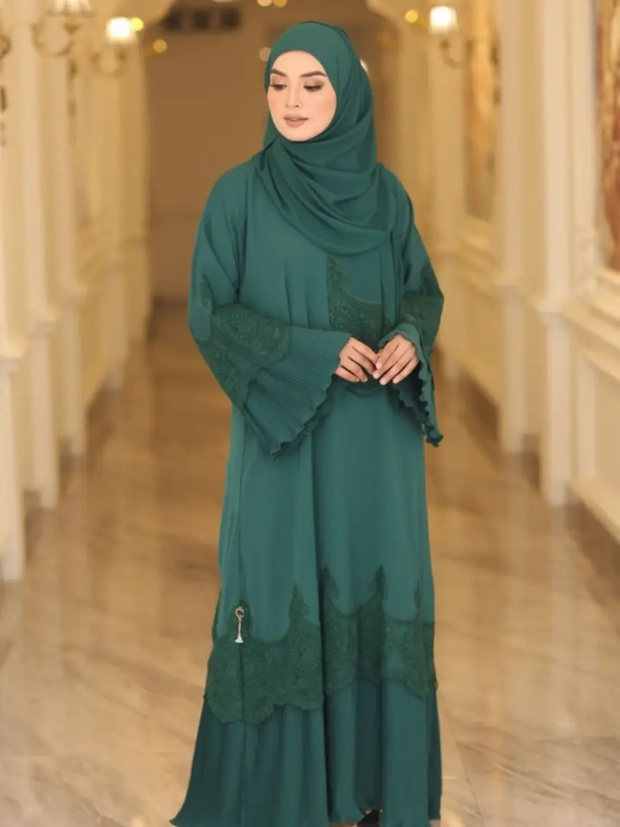 Amel Pleated Emerald Green