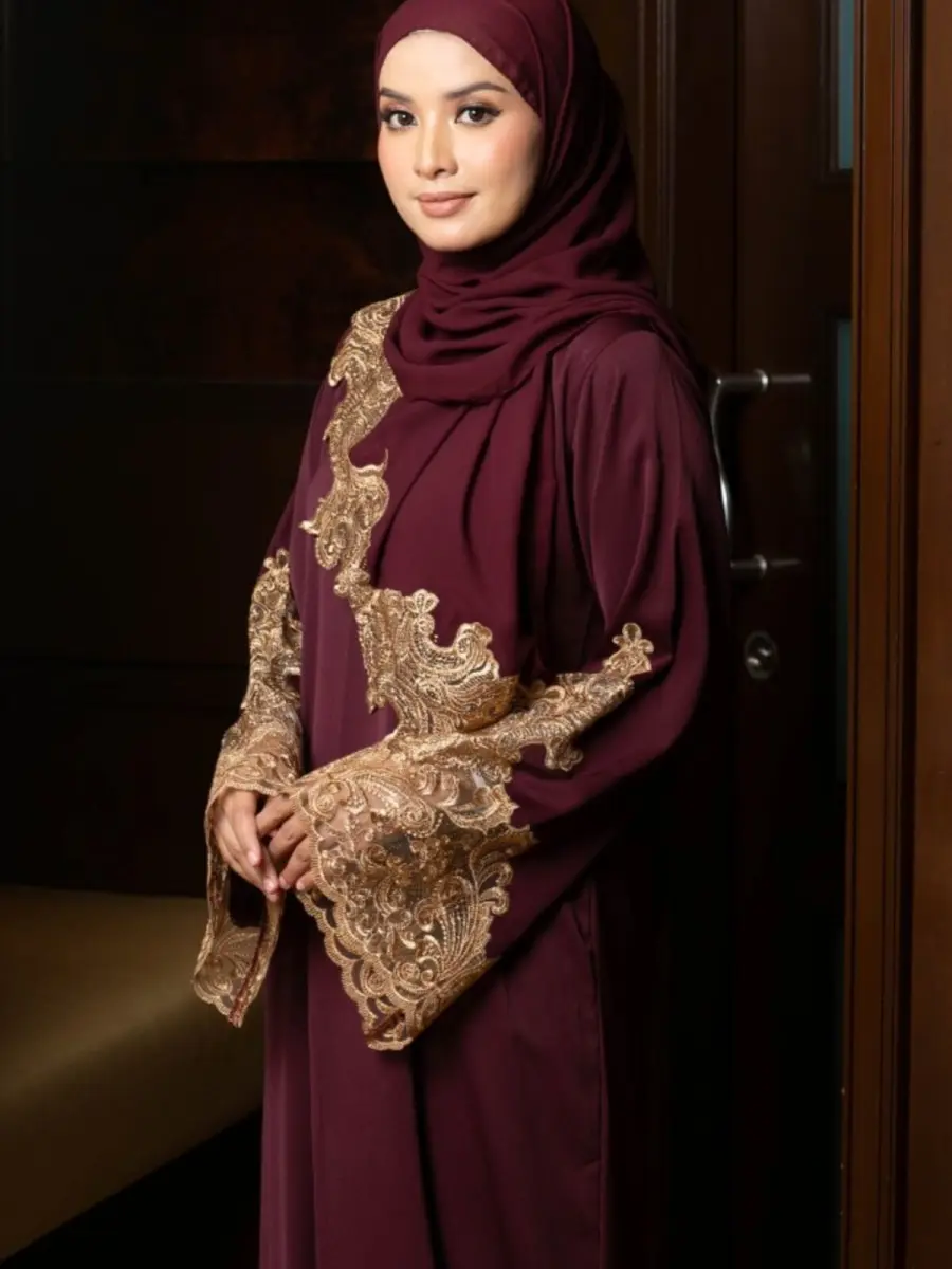 Ready Stocks Angeline Maroon - Gold Lace