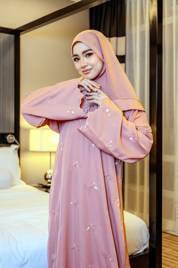Ready Stocks Cotton Buds Dusty Pink