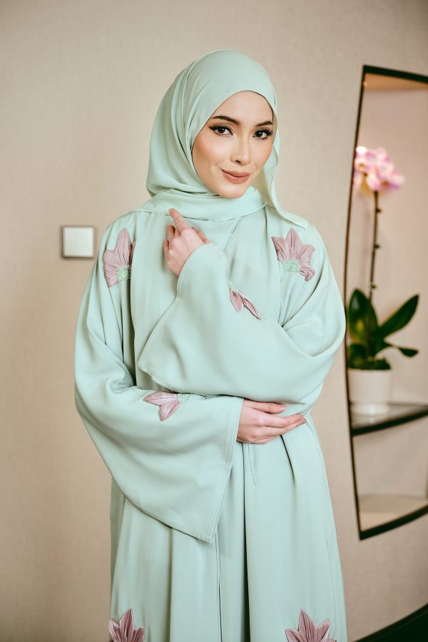 Ready Stocks Autumn Strawberry Matcha