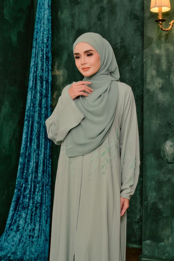 Iyna Beads Leaf Sage Green