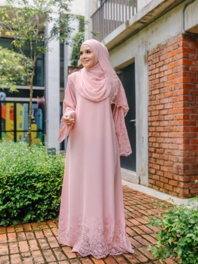 Ready Stocks Luna Lace Abaya - Pink